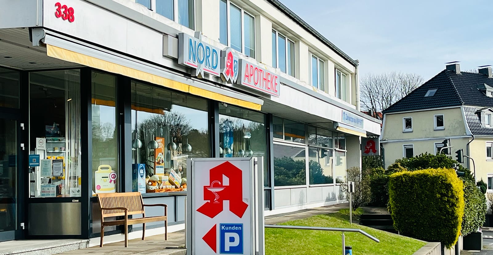 Foto: Nina Bohnen Nord-Apotheke Eingang